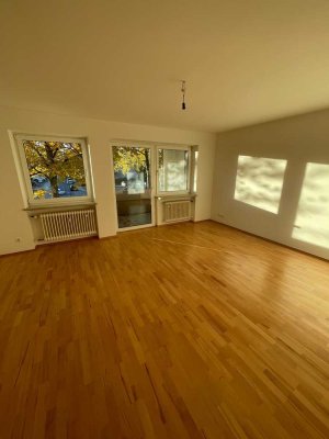 3-Zimmer Wohnung mit Küche und Balkon in Regensburg