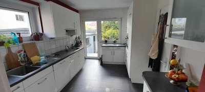 Helle, großzügige 3-Zimmerwohnung mit Gartenzugang