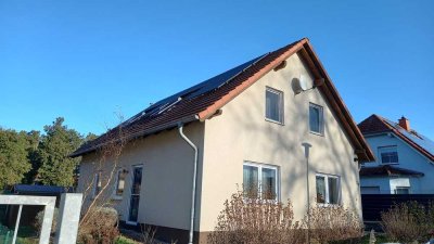Gepflegtes Einfamilienhaus in ruhiger Wohnlage  und guter Verkehrsanbindung A7