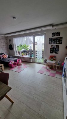Schöne zwei Zimmer Wohnung mit Balkon im Herzen von Hattingen