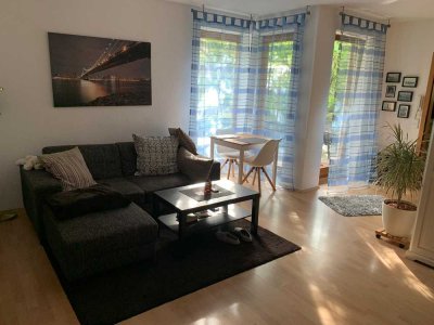 Helle 2-Zi ELW mit gehobener Ausstattung, EBK und Terrasse in Heimsheim
