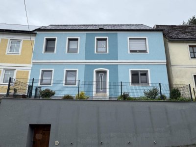 Weitersfeld – gepflegtes Landhaus mit Nebengebäuden