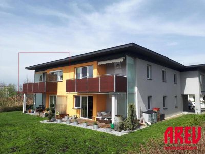 attraktive 3-Zimmer-Wohnung mit Loggia und PKW-Stellplatz im Freien