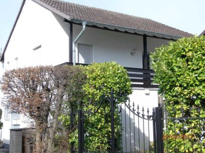 Schöne zwei Zimmer Wohnung in Bonn-Duisdorf