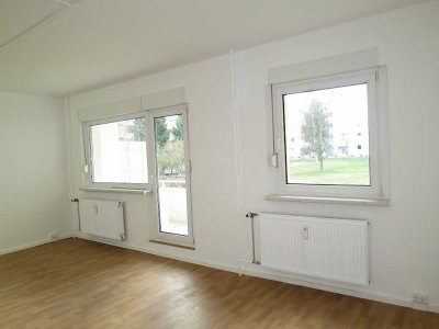 Stilvoll wohnen mit Balkon und offener Küche