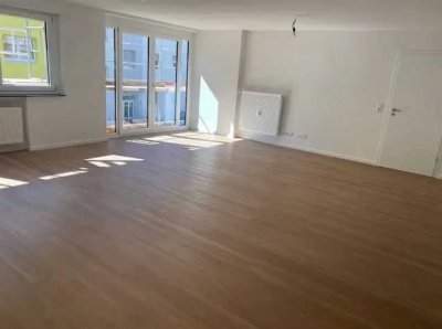 Wunderschöne 4-Zimmer Whg. Stadtmitte mit Balkon