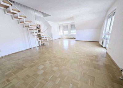 Schöne 2,5-Zimmer-Wohnung mit Balkon und EBK in Brackenheim