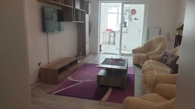 Exklusive, gepflegte 2-Raum-Wohnung mit EBK in Böblingen