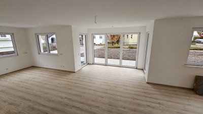 Wunderschöne 4-Zimmer Wohnung mit Terrasse und Garten in Buchloe