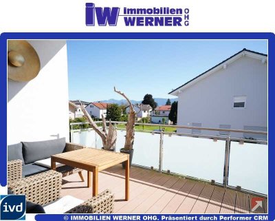 ***Erstbezug 2021! Hohe Decken, viel Licht! 3-Zimmer-Wohnung mit 2 TG-Stellplätzen am Schloßberg***