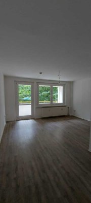 Schöne 3 Zimmer Wohnung!  Anmietung in 10/25!