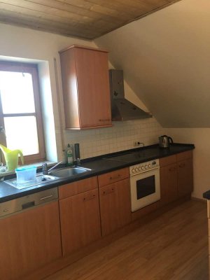 900 €, 115 m², 4 Zimmer