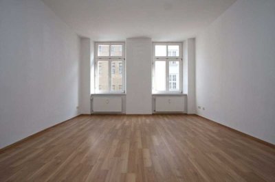 3 Raum Wohnung mit Dusche und Einbauküche im Görlitzer Zentrum!