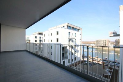 Moderne 3-Zimmer-Wohnung mit Wasserblick