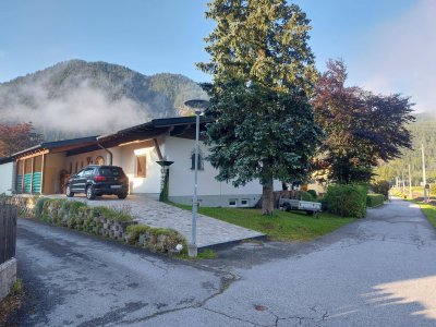 Renoviertes Einfamilienhaus mit Garten und Garage in Scharnitz