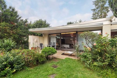 4,5-Zimmer-Erdgeschosswohnung mit eigenem Garten in gehobener Lage - nah am Stadtwald!