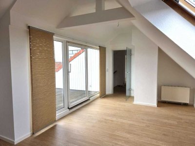 Attraktive 2,5-Zimmer-Wohnung mit großer Dachterrasse in der Südstadt!!
