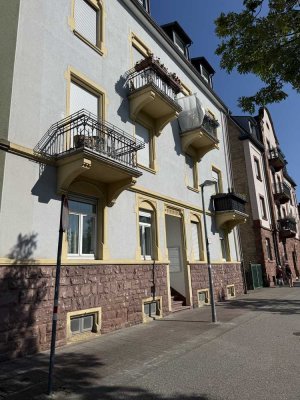 Stilvolle, geräumige 1-Zimmer-Wohnung mit EBK in Karlsruhe