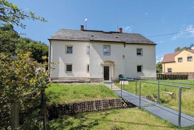 Mehrfamilienhaus mit 4 WE - leerstehend