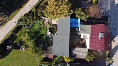 Einfamilienhaus mit großem Grundstück (720 m²), Ausbaupotenzial & Südgarten – renovierungsbedürftig