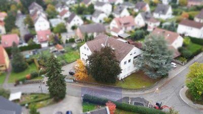 BUBENREUTH BEI ERLANGEN: MEHRFAMILIEN- WOHN- UND GESCHÄFTSHAUS AUF 1.080 m² GRUNDSTÜCK - 4 GARAGEN