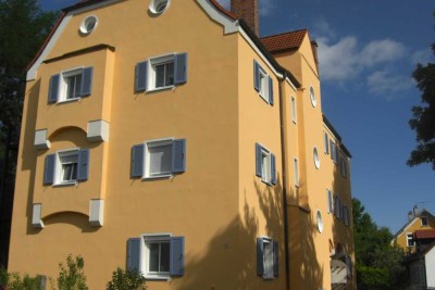 Freundliche und modernisierte 3-Raum-Maisonette-Wohnung mit geh. Innenausstattung mit Balkon