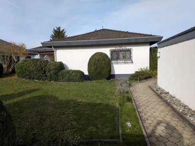 Schöner Bungalow in ruhiger Lage