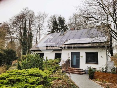 Traumhaus im Grünen: 160 m² Wohnfläche, PV-Anlage, Teich & großzügiges Grundstück
