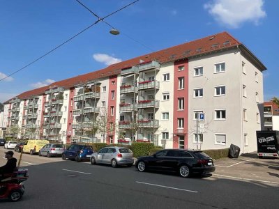 modernisierte 3-Zimmer Wohnung mit Balkon in S-Ost