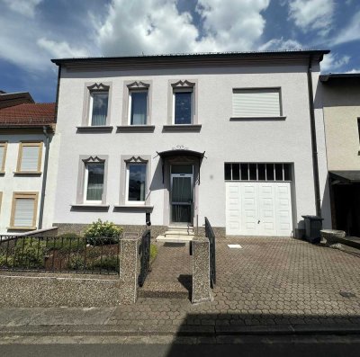 Charmantes Einfamilienhaus mit Potenzial in ruhiger und zentraler Lage von Ensdorf