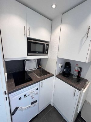 „Gemütliche Single-Wohnung in Top-Lage Köln Rodenkirchen – direkt einziehen!“