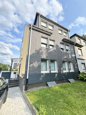 Geräumige 2-geschossige Wohnung mit 4 Zimmern – zentrale Lage mit guter Anbindung