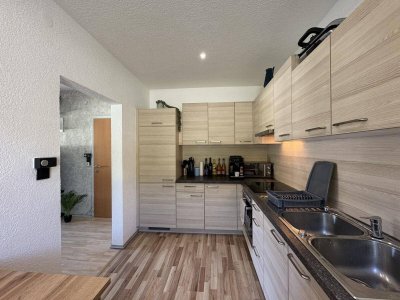 Erdgeschosswohnung mit Loggia in ruhiger Lage zum sofortigen Bezug!