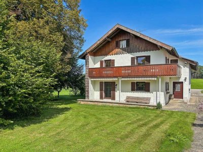 Vielseitig nutzbares Wohnanwesen mit großzügigem Grundstück und Ausbaupotenzial