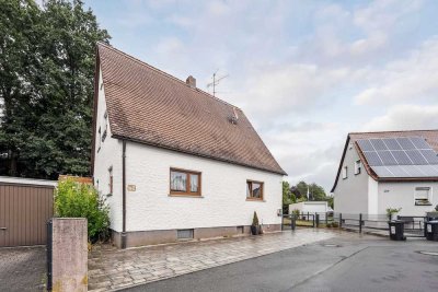 RESERVIERT!!! Einfamilienhaus mit Potenzial: Gestalten, modernisieren und wohlfühlen!