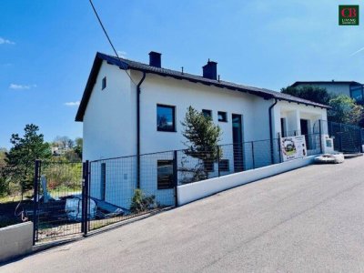 WUNDERSCHÖNES, KOMPLETT SANIERTES HAUS MIT FERNSICHT