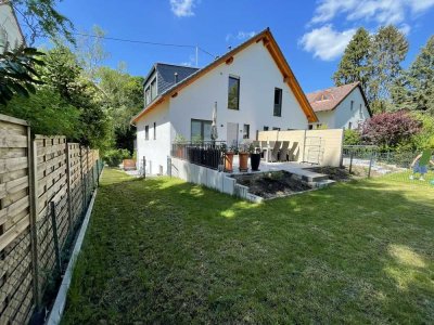 Großes und neuwertiges 5-Zimmer-Haus mit gehobener Innenausstattung in Wiesbaden