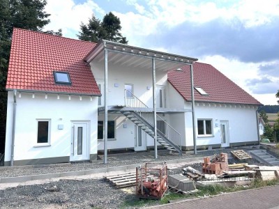 Hünfeld-Oberrombach: Traum vom Eigenheim: KfW-55 Gartenwohnung mit attraktiven Förderungen