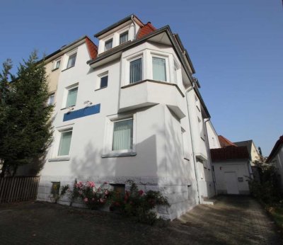 Frisch Sanierte Exklusive 4-Zimmer-Wohnung mit gehobener Innenausstattung