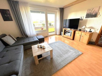 Top gepflegte Eigentumswohnung mit Balkon auf der Sonnenseite und Tiefgaragenstellplatz in zentraler