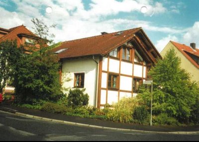 Geräumiges Einfamilienhaus in Aschaffenburg-Schweinheim