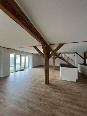 Exklusiv! Frisch sanierte 4,5-Zimmer-Maisonette-Mietwohnung mit Dachterrasse