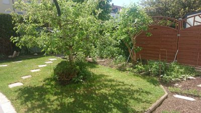 Freundliche 2-Raum-Erdgeschosswohnung mit Terrasse und Garten in Königsbrunn