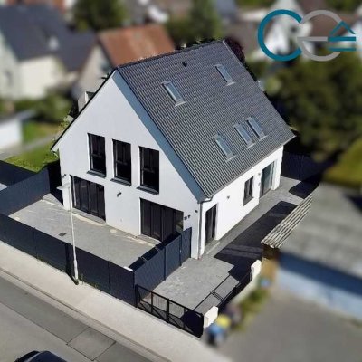 Großzügige Ober-/Dachgeschosswohnung im Erstbezug – 3 Zimmer, Studio, moderne Küche & Stellplatz