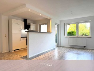 Erstbezug nach Sanierung: Moderne Wohnung mit Einbauküche & Stellplatz