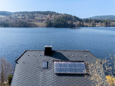 Exklusive Rarität am Titisee – Historisches Seehaus in Alleinlage mit direktem Seezugang