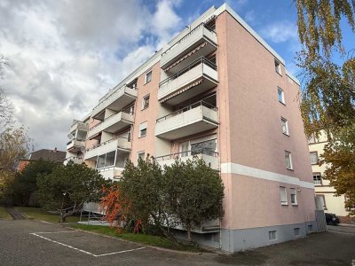 ++ Großzügige, lichtdurchflutete 2 ZKBLoggia im 3.OG in LD-Stadt ! ++