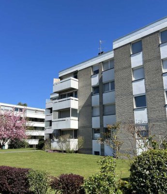 Modernisierte 2-Raum-Wohnung mit Balkon in Meerbusch