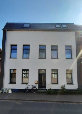 Helle, freundliche 1-Zimmer-Wohnung oder Büroraum in zentraler Ortskernlage von Horst zu vermieten