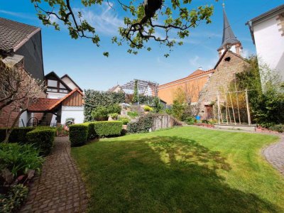 TRAUMWOHNUNG | SONNENTERRASSE | MALERISCHER GARTEN | ORTSKERN MAIKAMMER